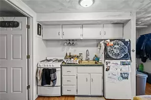 231 Providence St, West Warwick, RI 02893 - Photo 21