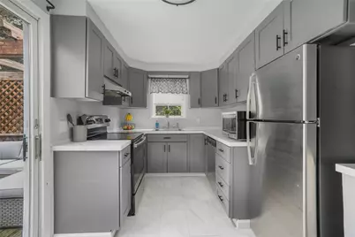 1401 Hope Road, Cranston, RI 02831 - Photo 7