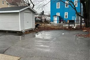 25 Denison St, Providence, RI 02904 - Photo 13