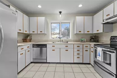 157 Harrison Avenue #15, Newport, RI 02840 - Photo 11