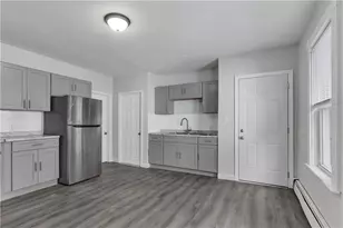 52 Bellevue Ave, Woonsocket, RI 02895 - Photo 3