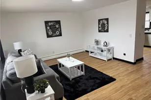 17 Meadow Rd, Scituate, RI 02831 - Photo 5