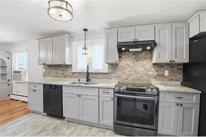 210 Robinson Street, East Providence, RI 02914 - Photo 7