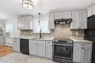 210 Robinson St, East Providence, RI 02914 - Photo 7