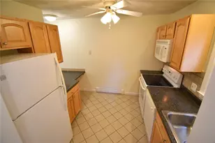 9 Crestview Dr, Westerly, RI 02891 - Photo 5