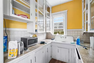 48 Kossuth Street, Pawtucket, RI 02860 - Photo 15