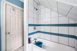 48 Kossuth St, Pawtucket, RI 02860 - Photo 37