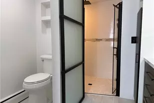 821 Post Rd, Warwick, RI 02888 - Photo 17