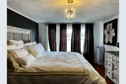 821 Post Road, Warwick, RI 02888 - Photo 41