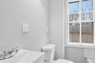 40 Youngs Ave, West Warwick, RI 02893 - Photo 19