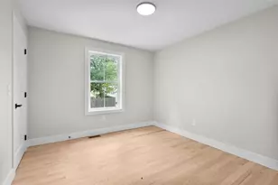 155 Burnside St, Providence, RI 02905 - Photo 19