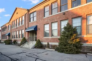 775 Potters Ave, Providence, RI 02907 - Photo 15