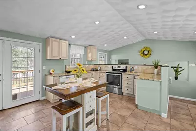 273 Main Street, Cranston, RI 02823 - Photo 5