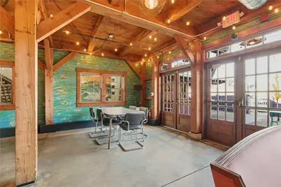 140 Broadway, Newport, RI 02840 - Photo 21