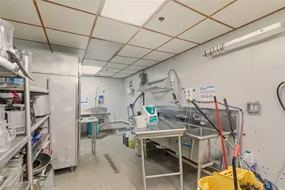 140 Broadway, Newport, RI 02840 - Photo 27