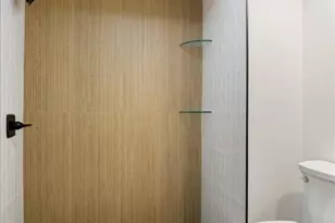 400 Narragansett Pkwy, Warwick, RI 02888 - Photo 11