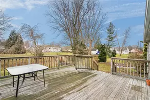 4 Philips St, Middletown, RI 02842 - Photo 37