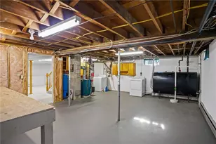 4 Philips St, Middletown, RI 02842 - Photo 33