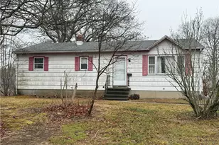 6 Holmes St, Westerly, RI 02891 - Photo 3