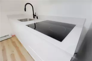 686 Broadway, Pawtucket, RI 02860 - Photo 5