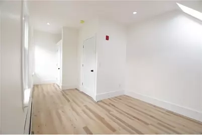 686 Broadway #3F, Pawtucket, RI 02860 - Photo 7