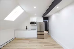 686 Broadway, Pawtucket, RI 02860 - Photo 3