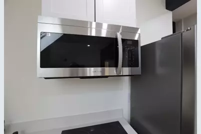 686 Broadway #3R, Pawtucket, RI 02860 - Photo 5