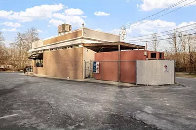 16 High Street, Burrillville, RI 02859 - Photo 25