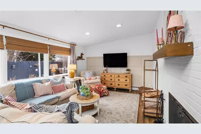 15 Shadbush Road, Warwick, RI 02888 - Photo 9