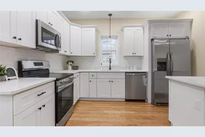 102 Ames Street, Pawtucket, RI 02861 - Photo 5