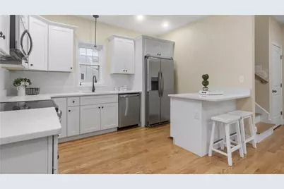 102 Ames Street, Pawtucket, RI 02861 - Photo 7