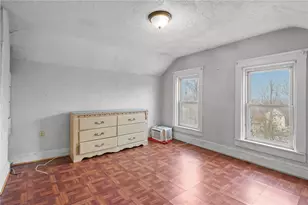 15 Judith St, Providence, RI 02909 - Photo 25