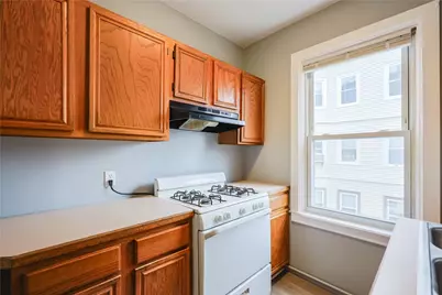 107 Hughes Avenue, Pawtucket, RI 02861 - Photo 21