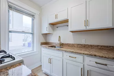 107 Hughes Avenue, Pawtucket, RI 02861 - Photo 7