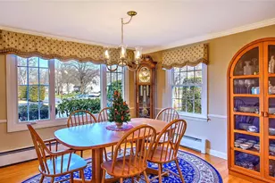 17 Briarwood Dr, Barrington, RI 02806 - Photo 9
