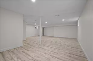 183 Congress Ave, Providence, RI 02907 - Photo 19