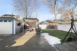 73 Moorland Ave, Cranston, RI 02905 - Photo 37