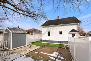 47 Holburn Ave, Cranston, RI 02910 - Photo 33