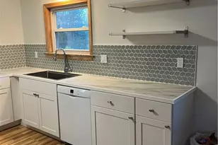 233 Turnpike Ave, Portsmouth, RI 02871 - Photo 3