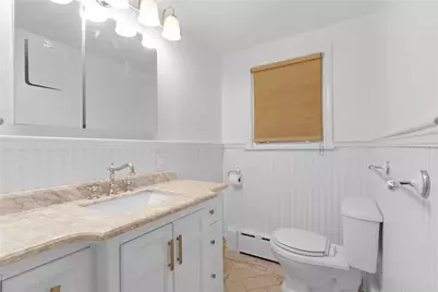 233 Turnpike Avenue, Portsmouth, RI 02871 - Photo 5