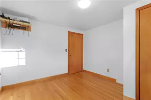 233 Turnpike Ave, Portsmouth, RI 02871 - Photo 9