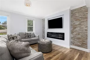 29 Canterbury Dr, Westerly, RI 02808 - Photo 3