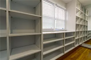 11 W Blue Ridge Rd, Cranston, RI 02920 - Photo 31