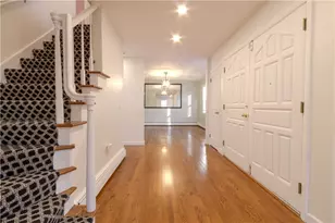 11 W Blue Ridge Rd, Cranston, RI 02920 - Photo 7