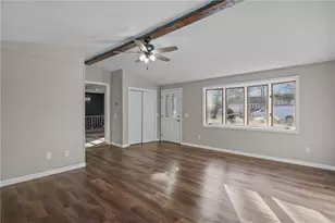 38 Bowman St, Warwick, RI 02889 - Photo 11