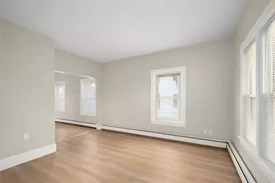 5 Borden Street, Pawtucket, RI 02861 - Photo 9
