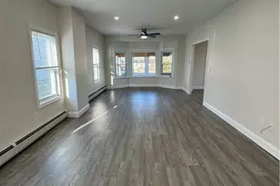 14 Tillinghast Ave, Warwick, RI 02886 - Photo 5