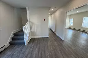 14 Tillinghast Ave, Warwick, RI 02886 - Photo 3