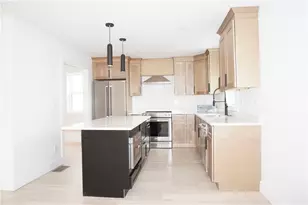 1232 Narragansett Blvd, Cranston, RI 02905 - Photo 13