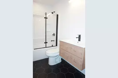 1232 Narragansett Boulevard, Cranston, RI 02905 - Photo 21